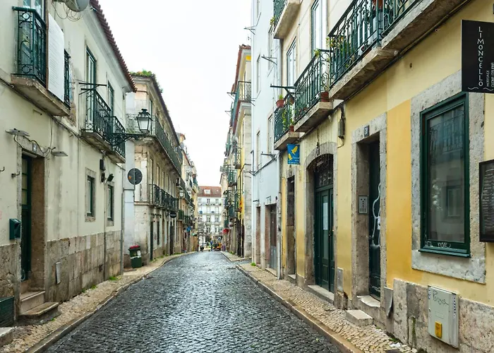 Apartment In Bairro Alto 2 - Lisbon Charm