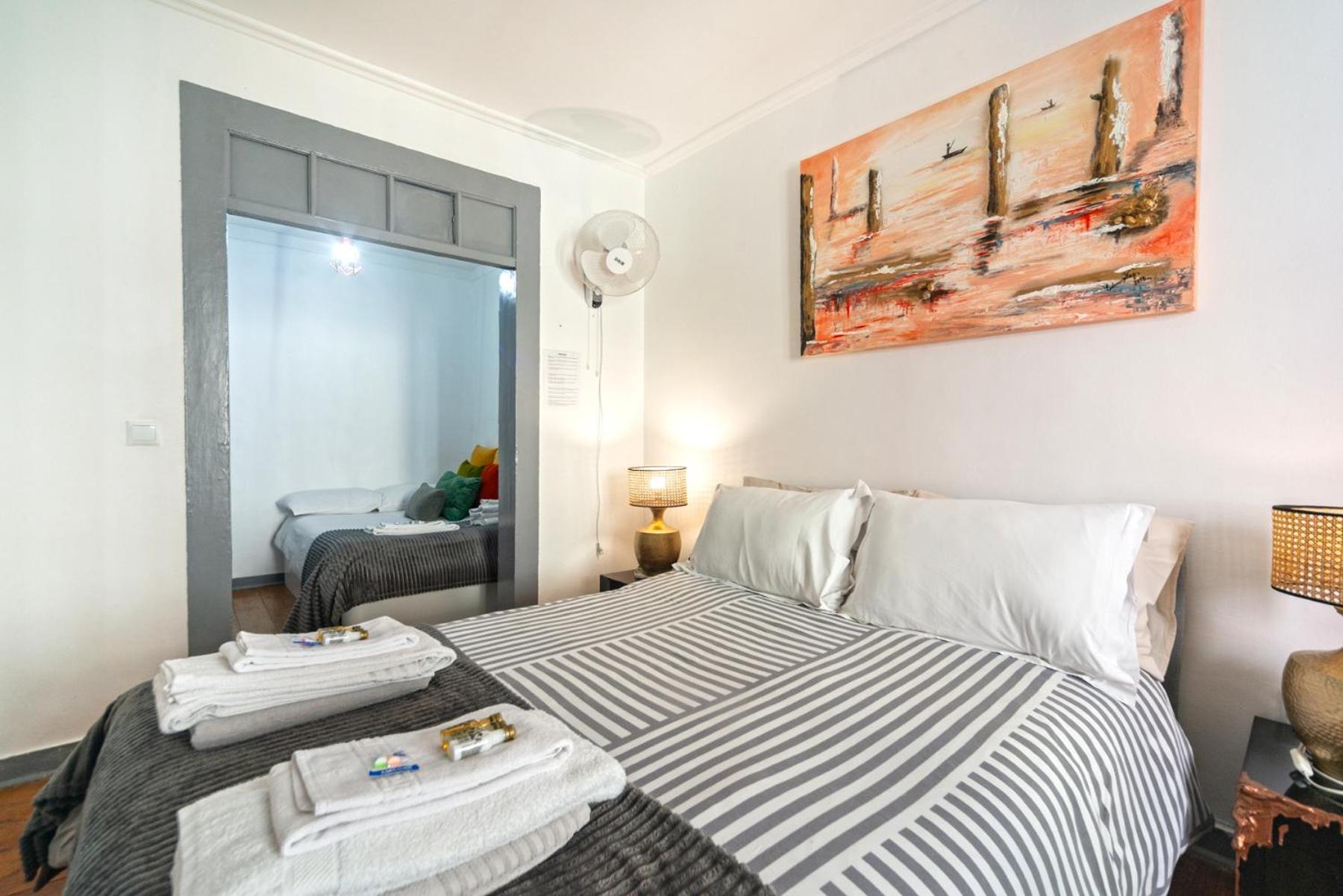 Apartment In Bairro Alto 2 - Lisbon Charm *